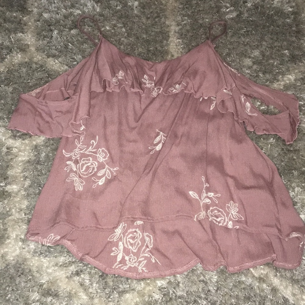 Mauve tank with shoulder cutouts